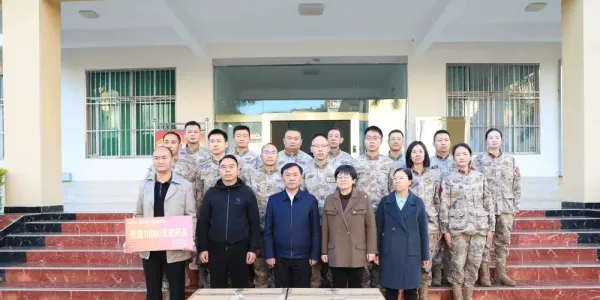 华坪县四班子领导开展春节前走访慰问 传递温暖致以新春祝福