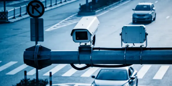 2月12日起，丽江城区新增一批“电子警察”，专盯这些违法行为