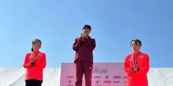 丽江17岁小将胡金花闪耀亚洲越野跑锦标赛 绝杀夺金创佳绩