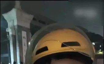 每一份职业都值得尊重，但把外卖员当流量道具，真的过分了