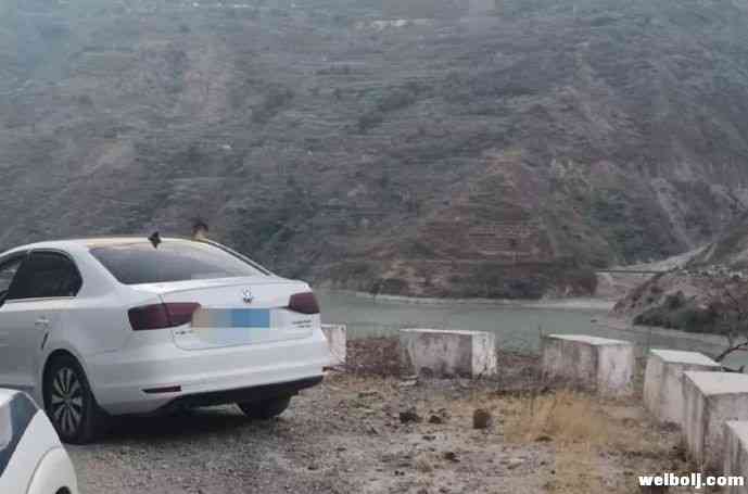 古城男子在与家人发生争执服用大量的安眠 情况紧急 (1).jpg