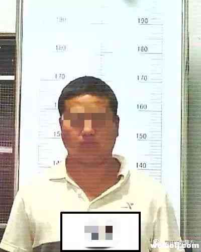 丽江一酒醉男子约架民警：“怕你啊，单挑嘛”