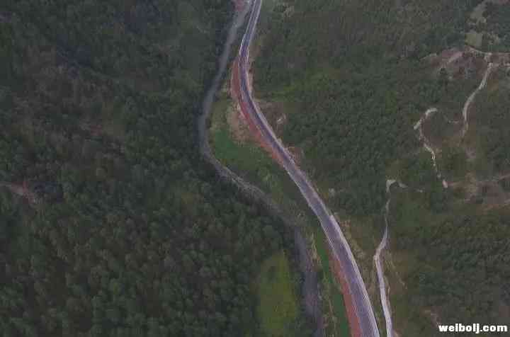 宁蒗农村公路不断优化，群众出行畅通无阻，目前优化公路总里程达5646.505公里