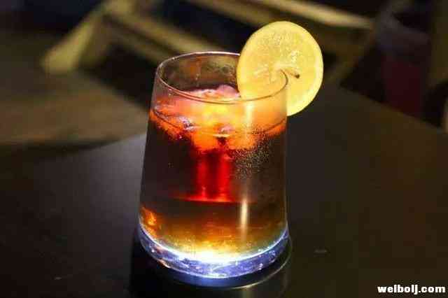 去酒吧喝什么酒显得比较有逼格？快看这里！