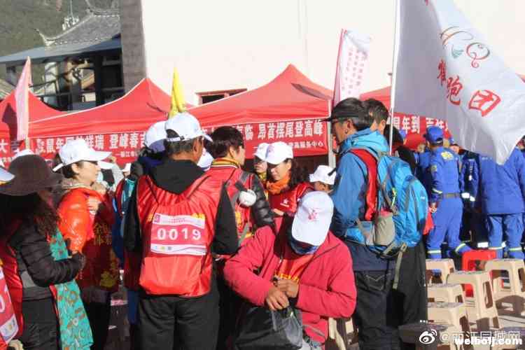 2020最有意义的打开方式—新年登高 步步高升！