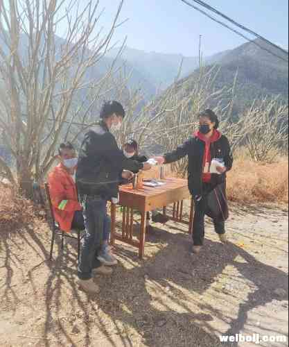 和红梅 在大山深处坚守的1215个日夜 (6).jpg