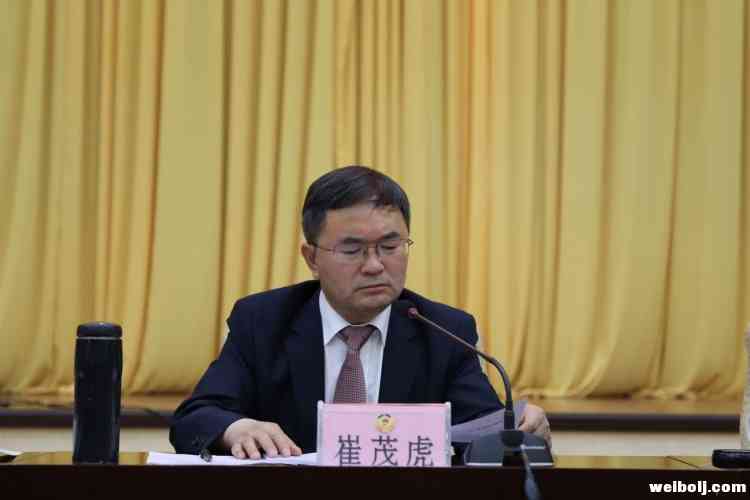 市委书记崔茂虎：教师要有最起码的体面和尊严 (2).jpg