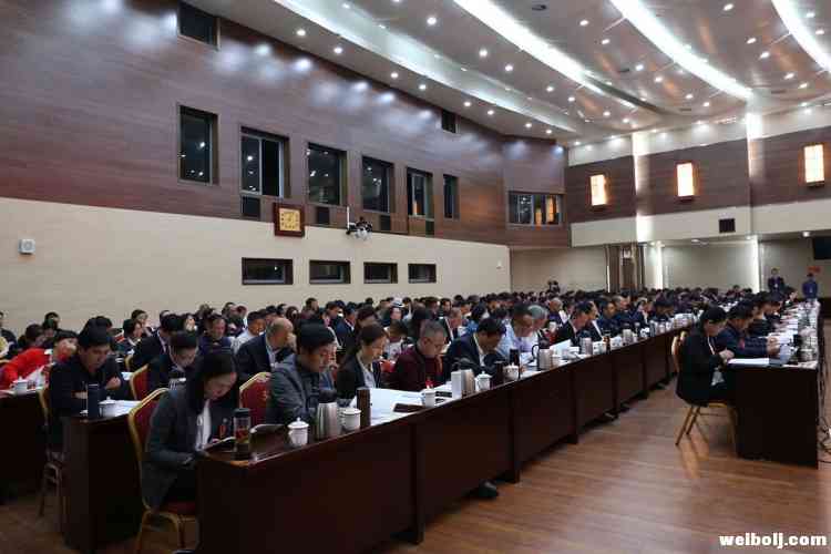 市委书记崔茂虎：教师要有最起码的体面和尊严 (3).jpg