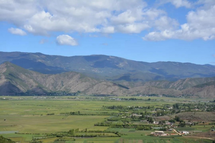 崔茂虎到宁蒗县调研时强调：深入践行新发展理念  做好文旅农旅融合文章 (5).jpg