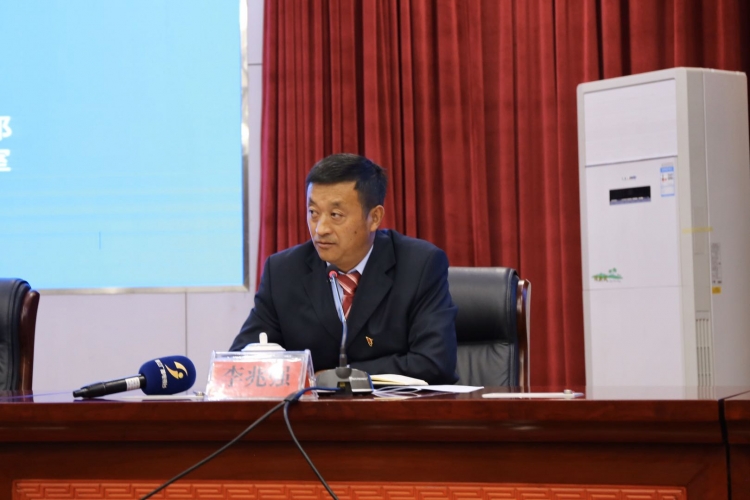 同吃同住同劳动，古城区脱贫攻坚克路上村民把我们当“自家人” (6).jpg