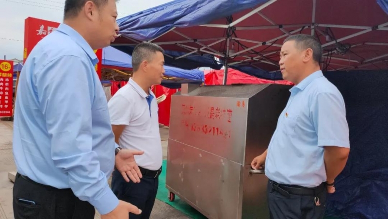 下一步如何共同发展好嘉和夜市，关键词：“六保”、“六稳” (4).jpg