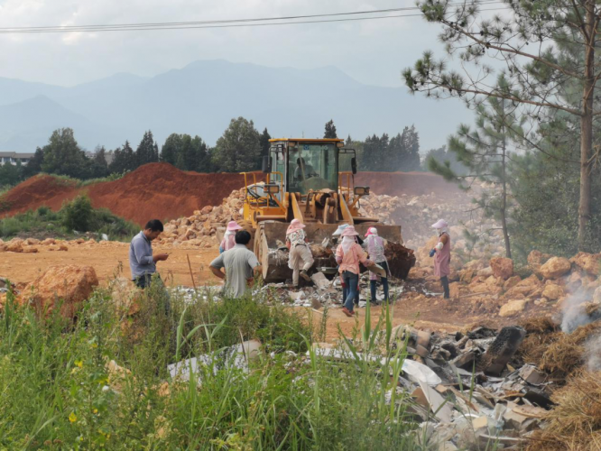 给力！一份检察建议促进清走76车垃圾 (1).png