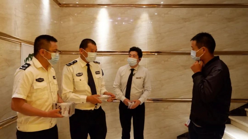 文旅游局召开娱乐场所禁毒宣传会，坚持打、防、管、控相结合 (2).jpg