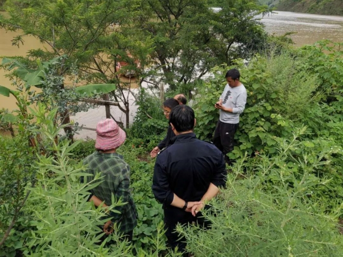 金山派出所多措并举开展保护长江流域生态环境工作 (3).jpg