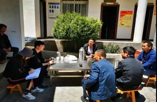 多措并举，用心、用情集中力量补足短板，助力贫困群众脱贫致富 (6).jpg