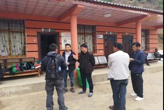 多措并举，用心、用情集中力量补足短板，助力贫困群众脱贫致富 (1).jpg