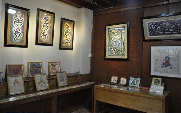 有人说丽江古城商业化，那是因为很少有人知道古城里藏着的文化院落 (2).jpg