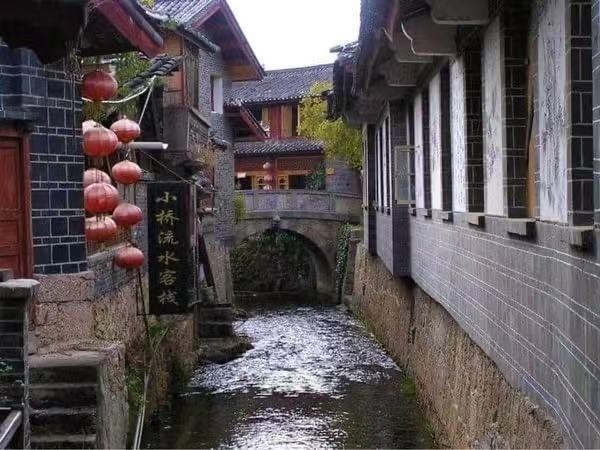 有人说丽江古城商业化，那是因为很少有人知道古城里藏着的文化院落 (3).jpg