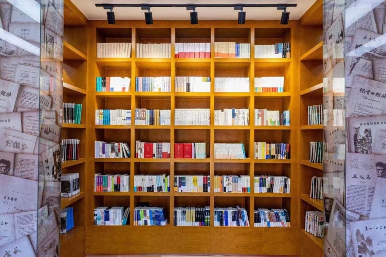 有人说丽江古城商业化，那是因为很少有人知道古城里藏着的文化院落 (8).jpg