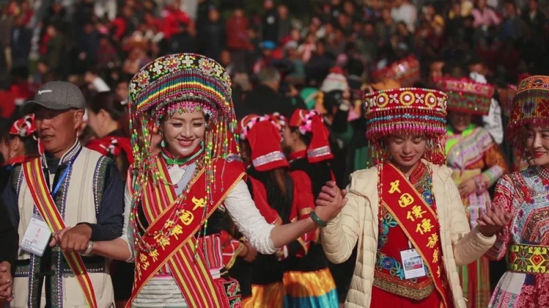 华坪县创新形式 夯实基础 奏响民族团结新乐章3.jpg