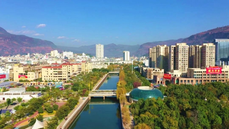 华坪县创新形式 夯实基础 奏响民族团结新乐章1.jpg