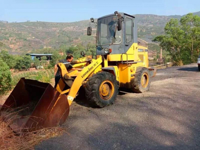 打工出意外成工伤 华坪法院为外地农民工追讨赔偿款五万元 (2).jpg