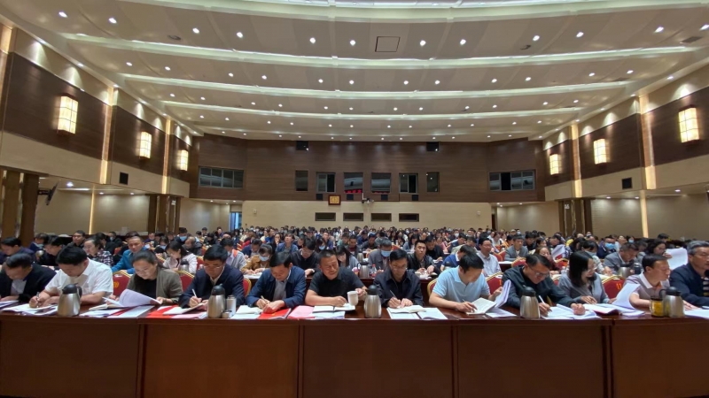 开局就是决战，起步就是冲刺 创建全国文明城市 丽江再出发 (7).jpg