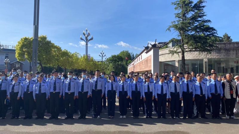 丽江强化市国防教育 涵养国家情怀 (8).jpg