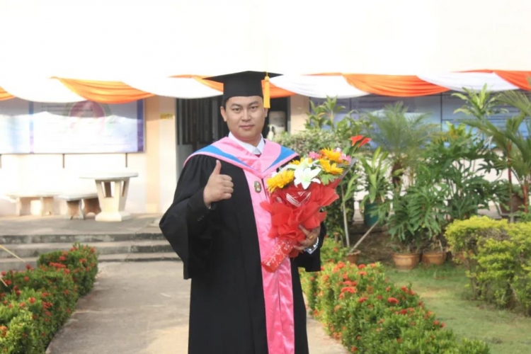 体验泰国文化 他让丽江的每一个学生都有机会学习泰语 (2).jpg