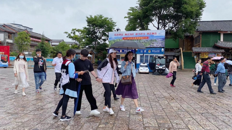 文化和自然遗产日 游客呼吁打卡丽江古城 体验非遗文化 (4).jpg