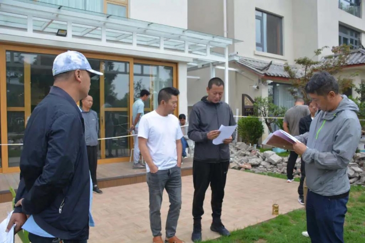 重拳出击  古城区强制拆除10户违法建筑.jpg