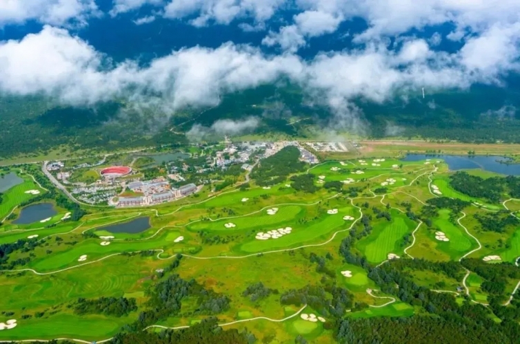 来丽江吧！游走在青山绿水间，遇见生物多样性之美