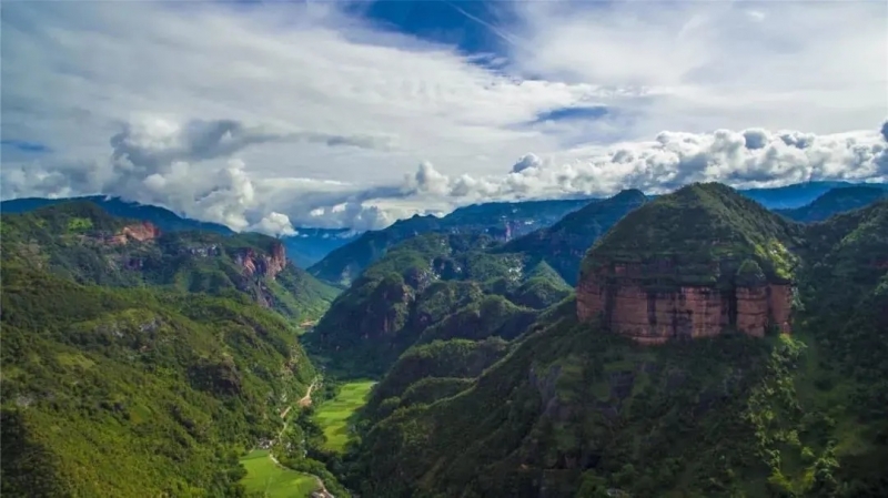 来丽江吧！游走在青山绿水间，遇见生物多样性之美