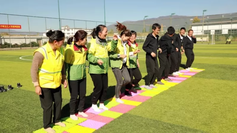 古城区投资控股集团庆祝古城区第十八个环卫工人节系列活动闭幕！