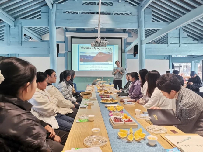 凝聚青年思想，汇聚先锋力量，丽江市开展“我和我的丽江”读书班活动