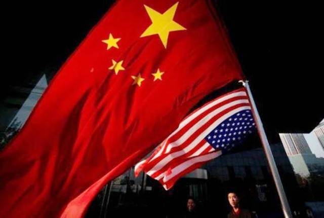 美国是否衰落取决于美国，除了自己世界上没有任何力量可打败中国