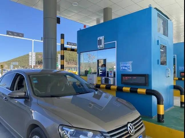 30分钟到丽江，大丽高速九河立交通了