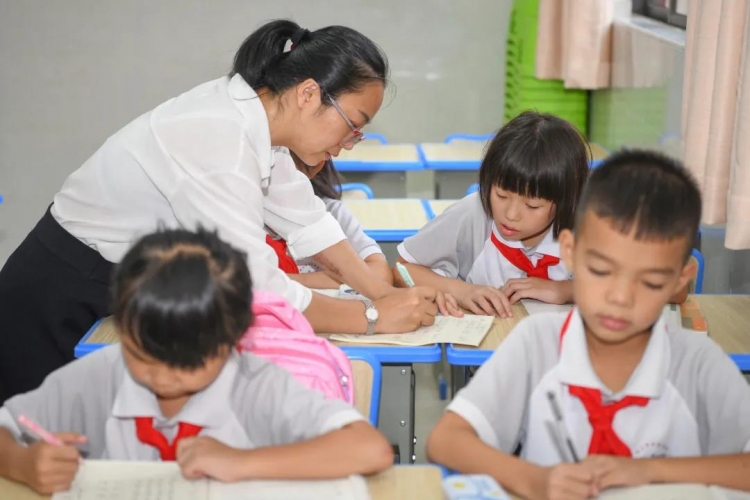 每生每学期不超过400元！云南课后服务收费政策公布