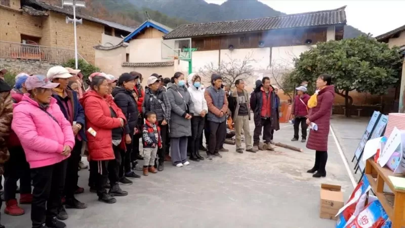 玉龙县开展＂2022年世界防治麻风病日＂宣传及走访慰问活动