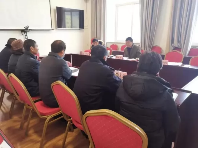 古城区召开未成年人司法项目“五老”座谈会