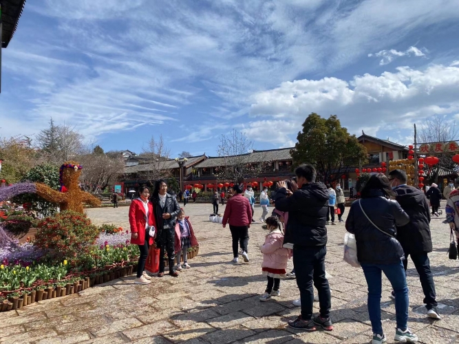 春节假期，丽江古城文明旅游蔚然成风 (3).jpg