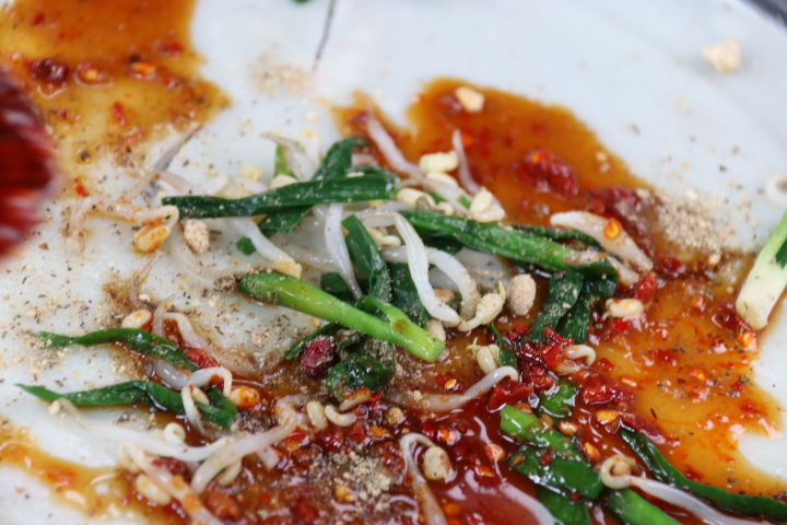 制花灯、品美食、游古城  元宵节丽江古城活动多多……