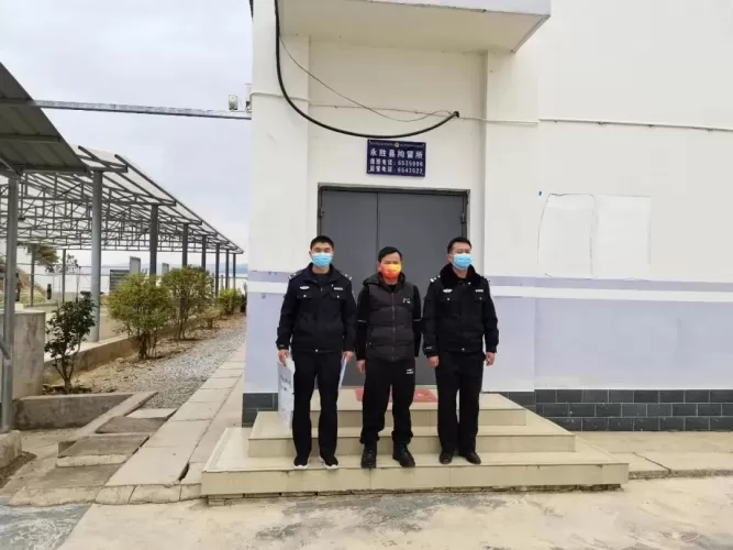 发送恶意诽谤文字及图片？拘！