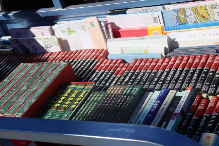 去逛棒棒会，探寻丽江今年最后的“年味”