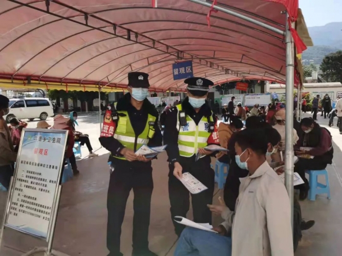 永胜县六德派出所推动农村少数民族地区道路交通安全管理显成效