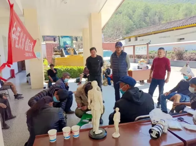 玉龙县政协开展“送医下乡助推巩固拓展脱贫攻坚成果和乡村振兴”活动