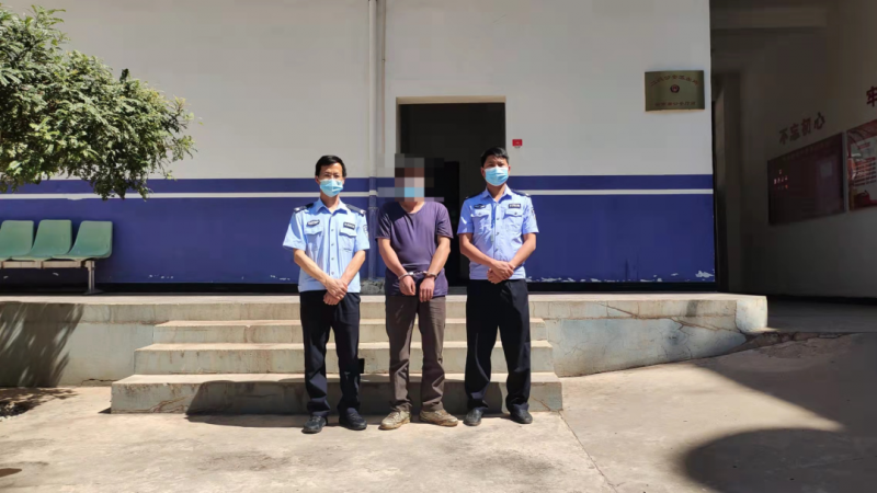 永胜县期纳派出所快速破获一起手机被盗案