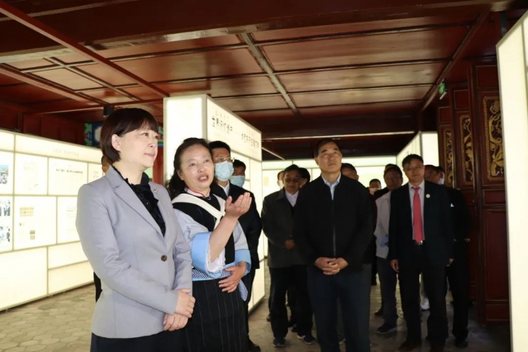 世界记忆遗产——纳西东巴古籍文献馆开馆 (4).jpg