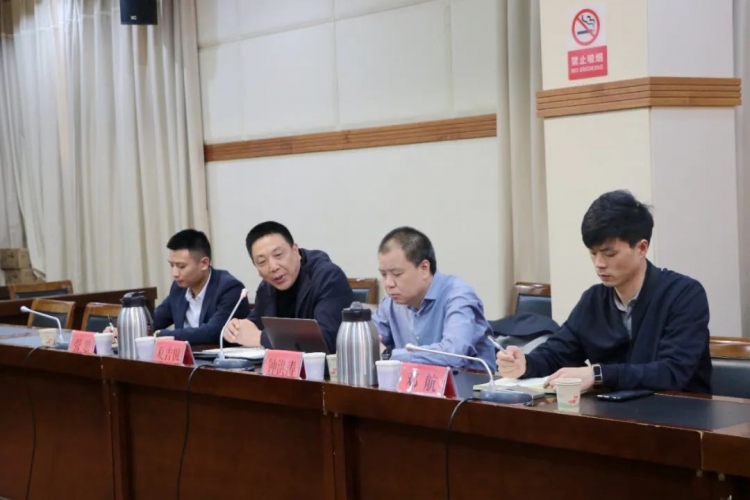 李自红主持召开正威国际集团玉龙项目推进会