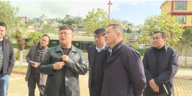 张伟、黎建勇一行调研宁蒗县市政建设工作